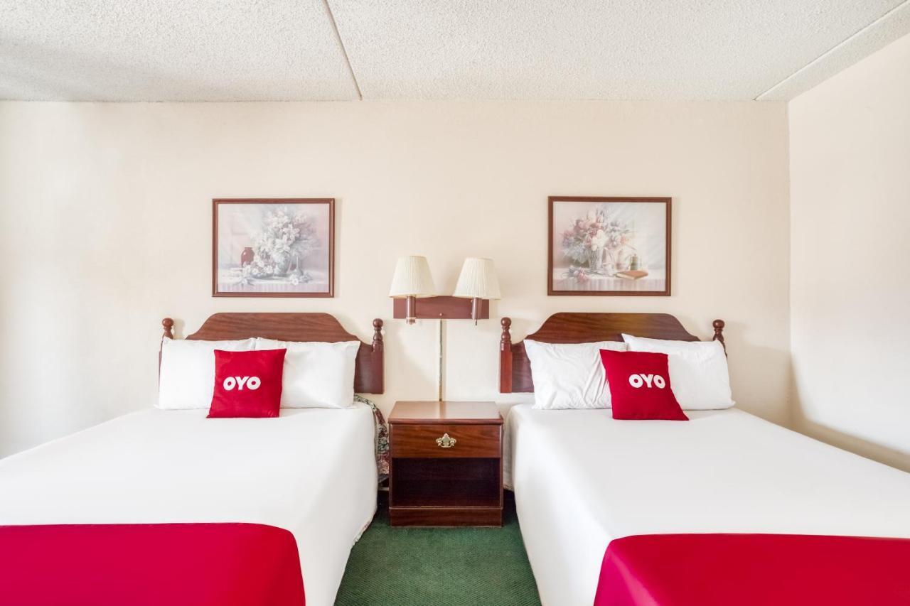 Hotel Walterboro Southwest Екстериор снимка